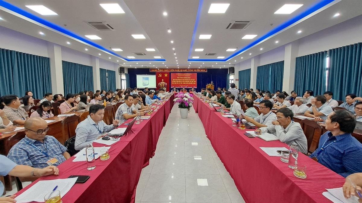 Hội thảo khoa học: “Đấu tranh phản bác quan điểm sai trái, thù địch về vấn đề Biển Đông và chủ quyền biển, đảo Việt Nam qua thực tiễn các tỉnh, thành duyên hải miền Trung”