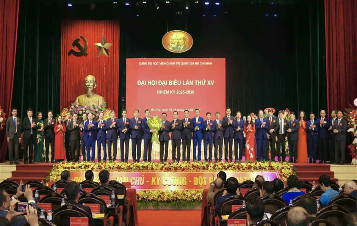 Đảng bộ Học viện Chính trị quốc gia Hồ Chí Minh phát huy truyền thống vẻ vang, tiếp tục sứ mệnh vinh quang trong kỷ nguyên phát triển mới